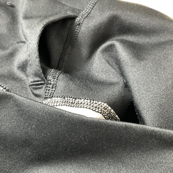 Adidas High Rise Black with heathered camo Leggings size Small - Picture 12 of 15